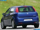 Ð¤Ð¾Ñ‚Ð¾Ð³Ñ€Ð°Ñ„Ð¸Ñ Ð°Ð²Ñ‚Ð¾Ð¼Ð¾Ð±Ð¸Ð»Ñ 2005 Fiat Grande Punto â„–037 Ð“Ð°Ð»ÐµÑ€ÐµÑ Ñ„Ð¾Ñ‚Ð¾Ð³Ñ€Ð°Ñ„Ð¸Ð¹ и обоев рабочего Ñтола Ñ Ð¸Ð·Ð¾Ð±Ñ€Ð°Ð¶ÐµÐ½Ð¸ÐµÐ¼ ÑкÑтерьера, интерьера, конÑтрукции и дизайнерÑких риÑунков Ð°Ð²Ñ‚Ð¾Ð¼Ð¾Ð±Ð¸Ð»Ñ 2005 Fiat Grande Punto.