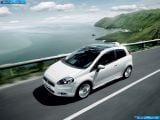 Ð¤Ð¾Ñ‚Ð¾Ð³Ñ€Ð°Ñ„Ð¸Ñ Ð°Ð²Ñ‚Ð¾Ð¼Ð¾Ð±Ð¸Ð»Ñ 2008 Fiat Grande Punto â„–006 Ð“Ð°Ð»ÐµÑ€ÐµÑ Ñ„Ð¾Ñ‚Ð¾Ð³Ñ€Ð°Ñ„Ð¸Ð¹ и обоев рабочего Ñтола Ñ Ð¸Ð·Ð¾Ð±Ñ€Ð°Ð¶ÐµÐ½Ð¸ÐµÐ¼ ÑкÑтерьера, интерьера, конÑтрукции и дизайнерÑких риÑунков Ð°Ð²Ñ‚Ð¾Ð¼Ð¾Ð±Ð¸Ð»Ñ 2008 Fiat Grande Punto.