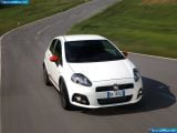 Ð¤Ð¾Ñ‚Ð¾Ð³Ñ€Ð°Ñ„Ð¸Ñ Ð°Ð²Ñ‚Ð¾Ð¼Ð¾Ð±Ð¸Ð»Ñ 2008 Fiat Grande Punto Abarth â„–003 Ð“Ð°Ð»ÐµÑ€ÐµÑ Ñ„Ð¾Ñ‚Ð¾Ð³Ñ€Ð°Ñ„Ð¸Ð¹ и обоев рабочего Ñтола Ñ Ð¸Ð·Ð¾Ð±Ñ€Ð°Ð¶ÐµÐ½Ð¸ÐµÐ¼ ÑкÑтерьера, интерьера, конÑтрукции и дизайнерÑких риÑунков Ð°Ð²Ñ‚Ð¾Ð¼Ð¾Ð±Ð¸Ð»Ñ 2008 Fiat Grande Punto Abarth.