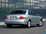 Ð¤Ð¾Ñ‚Ð¾Ð³Ñ€Ð°Ñ„Ð¸Ñ Ð°Ð²Ñ‚Ð¾Ð¼Ð¾Ð±Ð¸Ð»Ñ 2001 Hyundai Sonata â„–025 Ð“Ð°Ð»ÐµÑ€ÐµÑ Ñ„Ð¾Ñ‚Ð¾Ð³Ñ€Ð°Ñ„Ð¸Ð¹ и обоев рабочего Ñтола Ñ Ð¸Ð·Ð¾Ð±Ñ€Ð°Ð¶ÐµÐ½Ð¸ÐµÐ¼ ÑкÑтерьера, интерьера, конÑтрукции и дизайнерÑких риÑунков Ð°Ð²Ñ‚Ð¾Ð¼Ð¾Ð±Ð¸Ð»Ñ 2001 Hyundai Sonata.