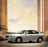 Ð¤Ð¾Ñ‚Ð¾Ð³Ñ€Ð°Ñ„Ð¸Ñ Ð°Ð²Ñ‚Ð¾Ð¼Ð¾Ð±Ð¸Ð»Ñ 2002 Hyundai Sonata â„–025 Ð“Ð°Ð»ÐµÑ€ÐµÑ Ñ„Ð¾Ñ‚Ð¾Ð³Ñ€Ð°Ñ„Ð¸Ð¹ и обоев рабочего Ñтола Ñ Ð¸Ð·Ð¾Ð±Ñ€Ð°Ð¶ÐµÐ½Ð¸ÐµÐ¼ ÑкÑтерьера, интерьера, конÑтрукции и дизайнерÑких риÑунков Ð°Ð²Ñ‚Ð¾Ð¼Ð¾Ð±Ð¸Ð»Ñ 2002 Hyundai Sonata.