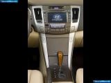 Ð¤Ð¾Ñ‚Ð¾Ð³Ñ€Ð°Ñ„Ð¸Ñ Ð°Ð²Ñ‚Ð¾Ð¼Ð¾Ð±Ð¸Ð»Ñ 2009 Hyundai Sonata â„–017 Ð“Ð°Ð»ÐµÑ€ÐµÑ Ñ„Ð¾Ñ‚Ð¾Ð³Ñ€Ð°Ñ„Ð¸Ð¹ и обоев рабочего Ñтола Ñ Ð¸Ð·Ð¾Ð±Ñ€Ð°Ð¶ÐµÐ½Ð¸ÐµÐ¼ ÑкÑтерьера, интерьера, конÑтрукции и дизайнерÑких риÑунков Ð°Ð²Ñ‚Ð¾Ð¼Ð¾Ð±Ð¸Ð»Ñ 2009 Hyundai Sonata.