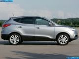 Ð¤Ð¾Ñ‚Ð¾Ð³Ñ€Ð°Ñ„Ð¸Ñ Ð°Ð²Ñ‚Ð¾Ð¼Ð¾Ð±Ð¸Ð»Ñ 2011 Hyundai Ix35 â„–054 Ð“Ð°Ð»ÐµÑ€ÐµÑ Ñ„Ð¾Ñ‚Ð¾Ð³Ñ€Ð°Ñ„Ð¸Ð¹ и обоев рабочего Ñтола Ñ Ð¸Ð·Ð¾Ð±Ñ€Ð°Ð¶ÐµÐ½Ð¸ÐµÐ¼ ÑкÑтерьера, интерьера, конÑтрукции и дизайнерÑких риÑунков Ð°Ð²Ñ‚Ð¾Ð¼Ð¾Ð±Ð¸Ð»Ñ 2011 Hyundai Ix35.