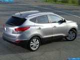 Ð¤Ð¾Ñ‚Ð¾Ð³Ñ€Ð°Ñ„Ð¸Ñ Ð°Ð²Ñ‚Ð¾Ð¼Ð¾Ð±Ð¸Ð»Ñ 2011 Hyundai Ix35 â„–062 Ð“Ð°Ð»ÐµÑ€ÐµÑ Ñ„Ð¾Ñ‚Ð¾Ð³Ñ€Ð°Ñ„Ð¸Ð¹ и обоев рабочего Ñтола Ñ Ð¸Ð·Ð¾Ð±Ñ€Ð°Ð¶ÐµÐ½Ð¸ÐµÐ¼ ÑкÑтерьера, интерьера, конÑтрукции и дизайнерÑких риÑунков Ð°Ð²Ñ‚Ð¾Ð¼Ð¾Ð±Ð¸Ð»Ñ 2011 Hyundai Ix35.
