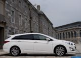 Ð¤Ð¾Ñ‚Ð¾Ð³Ñ€Ð°Ñ„Ð¸Ñ Ð°Ð²Ñ‚Ð¾Ð¼Ð¾Ð±Ð¸Ð»Ñ 2012 Hyundai i40 Tourer UK Version â„–032 Ð“Ð°Ð»ÐµÑ€ÐµÑ Ñ„Ð¾Ñ‚Ð¾Ð³Ñ€Ð°Ñ„Ð¸Ð¹ и обоев рабочего Ñтола Ñ Ð¸Ð·Ð¾Ð±Ñ€Ð°Ð¶ÐµÐ½Ð¸ÐµÐ¼ ÑкÑтерьера, интерьера, конÑтрукции и дизайнерÑких риÑунков Ð°Ð²Ñ‚Ð¾Ð¼Ð¾Ð±Ð¸Ð»Ñ 2012 Hyundai i40 Tourer UK Version.