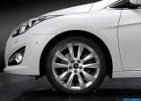 Ð¤Ð¾Ñ‚Ð¾Ð³Ñ€Ð°Ñ„Ð¸Ñ Ð°Ð²Ñ‚Ð¾Ð¼Ð¾Ð±Ð¸Ð»Ñ 2012 Hyundai i40 Wagon â„–106 Ð“Ð°Ð»ÐµÑ€ÐµÑ Ñ„Ð¾Ñ‚Ð¾Ð³Ñ€Ð°Ñ„Ð¸Ð¹ и обоев рабочего Ñтола Ñ Ð¸Ð·Ð¾Ð±Ñ€Ð°Ð¶ÐµÐ½Ð¸ÐµÐ¼ ÑкÑтерьера, интерьера, конÑтрукции и дизайнерÑких риÑунков Ð°Ð²Ñ‚Ð¾Ð¼Ð¾Ð±Ð¸Ð»Ñ 2012 Hyundai i40 Wagon.