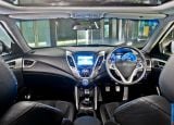Ð¤Ð¾Ñ‚Ð¾Ð³Ñ€Ð°Ñ„Ð¸Ñ Ð°Ð²Ñ‚Ð¾Ð¼Ð¾Ð±Ð¸Ð»Ñ 2012 Hyundai Veloster â„–141 Ð“Ð°Ð»ÐµÑ€ÐµÑ Ñ„Ð¾Ñ‚Ð¾Ð³Ñ€Ð°Ñ„Ð¸Ð¹ и обоев рабочего Ñтола Ñ Ð¸Ð·Ð¾Ð±Ñ€Ð°Ð¶ÐµÐ½Ð¸ÐµÐ¼ ÑкÑтерьера, интерьера, конÑтрукции и дизайнерÑких риÑунков Ð°Ð²Ñ‚Ð¾Ð¼Ð¾Ð±Ð¸Ð»Ñ 2012 Hyundai Veloster.