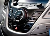 Ð¤Ð¾Ñ‚Ð¾Ð³Ñ€Ð°Ñ„Ð¸Ñ Ð°Ð²Ñ‚Ð¾Ð¼Ð¾Ð±Ð¸Ð»Ñ 2012 Hyundai Veloster â„–158 Ð“Ð°Ð»ÐµÑ€ÐµÑ Ñ„Ð¾Ñ‚Ð¾Ð³Ñ€Ð°Ñ„Ð¸Ð¹ и обоев рабочего Ñтола Ñ Ð¸Ð·Ð¾Ð±Ñ€Ð°Ð¶ÐµÐ½Ð¸ÐµÐ¼ ÑкÑтерьера, интерьера, конÑтрукции и дизайнерÑких риÑунков Ð°Ð²Ñ‚Ð¾Ð¼Ð¾Ð±Ð¸Ð»Ñ 2012 Hyundai Veloster.