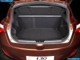 Ð¤Ð¾Ñ‚Ð¾Ð³Ñ€Ð°Ñ„Ð¸Ñ Ð°Ð²Ñ‚Ð¾Ð¼Ð¾Ð±Ð¸Ð»Ñ 2013 Hyundai I30 â„–033 Ð“Ð°Ð»ÐµÑ€ÐµÑ Ñ„Ð¾Ñ‚Ð¾Ð³Ñ€Ð°Ñ„Ð¸Ð¹ и обоев рабочего Ñтола Ñ Ð¸Ð·Ð¾Ð±Ñ€Ð°Ð¶ÐµÐ½Ð¸ÐµÐ¼ ÑкÑтерьера, интерьера, конÑтрукции и дизайнерÑких риÑунков Ð°Ð²Ñ‚Ð¾Ð¼Ð¾Ð±Ð¸Ð»Ñ 2013 Hyundai I30.