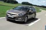 Ð¤Ð¾Ñ‚Ð¾Ð³Ñ€Ð°Ñ„Ð¸Ñ Ð°Ð²Ñ‚Ð¾Ð¼Ð¾Ð±Ð¸Ð»Ñ 2013 Hyundai i30 wagon â„–029 Ð“Ð°Ð»ÐµÑ€ÐµÑ Ñ„Ð¾Ñ‚Ð¾Ð³Ñ€Ð°Ñ„Ð¸Ð¹ и обоев рабочего Ñтола Ñ Ð¸Ð·Ð¾Ð±Ñ€Ð°Ð¶ÐµÐ½Ð¸ÐµÐ¼ ÑкÑтерьера, интерьера, конÑтрукции и дизайнерÑких риÑунков Ð°Ð²Ñ‚Ð¾Ð¼Ð¾Ð±Ð¸Ð»Ñ 2013 Hyundai i30 wagon.