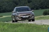 Ð¤Ð¾Ñ‚Ð¾Ð³Ñ€Ð°Ñ„Ð¸Ñ Ð°Ð²Ñ‚Ð¾Ð¼Ð¾Ð±Ð¸Ð»Ñ 2013 Hyundai i30 wagon â„–038 Ð“Ð°Ð»ÐµÑ€ÐµÑ Ñ„Ð¾Ñ‚Ð¾Ð³Ñ€Ð°Ñ„Ð¸Ð¹ и обоев рабочего Ñтола Ñ Ð¸Ð·Ð¾Ð±Ñ€Ð°Ð¶ÐµÐ½Ð¸ÐµÐ¼ ÑкÑтерьера, интерьера, конÑтрукции и дизайнерÑких риÑунков Ð°Ð²Ñ‚Ð¾Ð¼Ð¾Ð±Ð¸Ð»Ñ 2013 Hyundai i30 wagon.