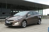 Ð¤Ð¾Ñ‚Ð¾Ð³Ñ€Ð°Ñ„Ð¸Ñ Ð°Ð²Ñ‚Ð¾Ð¼Ð¾Ð±Ð¸Ð»Ñ 2013 Hyundai i30 wagon â„–055 Ð“Ð°Ð»ÐµÑ€ÐµÑ Ñ„Ð¾Ñ‚Ð¾Ð³Ñ€Ð°Ñ„Ð¸Ð¹ и обоев рабочего Ñтола Ñ Ð¸Ð·Ð¾Ð±Ñ€Ð°Ð¶ÐµÐ½Ð¸ÐµÐ¼ ÑкÑтерьера, интерьера, конÑтрукции и дизайнерÑких риÑунков Ð°Ð²Ñ‚Ð¾Ð¼Ð¾Ð±Ð¸Ð»Ñ 2013 Hyundai i30 wagon.