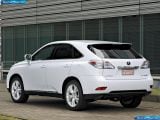 Ð¤Ð¾Ñ‚Ð¾Ð³Ñ€Ð°Ñ„Ð¸Ñ Ð°Ð²Ñ‚Ð¾Ð¼Ð¾Ð±Ð¸Ð»Ñ 2010 Lexus Rx 450h â„–060 Ð“Ð°Ð»ÐµÑ€ÐµÑ Ñ„Ð¾Ñ‚Ð¾Ð³Ñ€Ð°Ñ„Ð¸Ð¹ и обоев рабочего Ñтола Ñ Ð¸Ð·Ð¾Ð±Ñ€Ð°Ð¶ÐµÐ½Ð¸ÐµÐ¼ ÑкÑтерьера, интерьера, конÑтрукции и дизайнерÑких риÑунков Ð°Ð²Ñ‚Ð¾Ð¼Ð¾Ð±Ð¸Ð»Ñ 2010 Lexus Rx 450h.