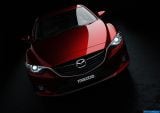 Ð“Ð°Ð»ÐµÑ€ÐµÑ Ñ„Ð¾Ñ‚Ð¾Ð³Ñ€Ð°Ñ„Ð¸Ð¹ Ð¸ Ð¾Ð±Ð¾ÐµÐ² Ñ€Ð°Ð±Ð¾Ñ‡ÐµÐ³Ð¾ ÑÑ‚Ð¾Ð»Ð° Ñ Ð¸Ð·Ð¾Ð±Ñ€Ð°Ð¶ÐµÐ½Ð¸ÐµÐ¼ ÑÐºÑÑ‚ÐµÑ€ÑŒÐµÑ€Ð°, Ð¸Ð½Ñ‚ÐµÑ€ÑŒÐµÑ€Ð°, ÐºÐ¾Ð½ÑÑ‚Ñ€ÑƒÐºÑ†Ð¸Ð¸ Ð¸ Ð´Ð¸Ð·Ð°Ð¹Ð½ÐµÑ€ÑÐºÐ¸Ñ… Ñ€Ð¸ÑÑƒÐ½ÐºÐ¾Ð² Ð°Ð²Ñ‚Ð¾Ð¼Ð¾Ð±Ð¸Ð»Ñ 2013 Mazda 6 Sedan.