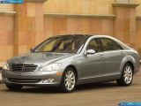 Ð¤Ð¾Ñ‚Ð¾Ð³Ñ€Ð°Ñ„Ð¸Ñ Ð°Ð²Ñ‚Ð¾Ð¼Ð¾Ð±Ð¸Ð»Ñ 2007 Mercedes-Benz S550 â„–008 Ð“Ð°Ð»ÐµÑ€ÐµÑ Ñ„Ð¾Ñ‚Ð¾Ð³Ñ€Ð°Ñ„Ð¸Ð¹ и обоев рабочего Ñтола Ñ Ð¸Ð·Ð¾Ð±Ñ€Ð°Ð¶ÐµÐ½Ð¸ÐµÐ¼ ÑкÑтерьера, интерьера, конÑтрукции и дизайнерÑких риÑунков Ð°Ð²Ñ‚Ð¾Ð¼Ð¾Ð±Ð¸Ð»Ñ 2007 Mercedes-Benz S550.