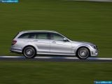 Ð¤Ð¾Ñ‚Ð¾Ð³Ñ€Ð°Ñ„Ð¸Ñ Ð°Ð²Ñ‚Ð¾Ð¼Ð¾Ð±Ð¸Ð»Ñ 2008 Mercedes-Benz C63 Amg Estate â„–013 Ð“Ð°Ð»ÐµÑ€ÐµÑ Ñ„Ð¾Ñ‚Ð¾Ð³Ñ€Ð°Ñ„Ð¸Ð¹ и обоев рабочего Ñтола Ñ Ð¸Ð·Ð¾Ð±Ñ€Ð°Ð¶ÐµÐ½Ð¸ÐµÐ¼ ÑкÑтерьера, интерьера, конÑтрукции и дизайнерÑких риÑунков Ð°Ð²Ñ‚Ð¾Ð¼Ð¾Ð±Ð¸Ð»Ñ 2008 Mercedes-Benz C63 Amg Estate.