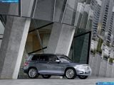 Ð“Ð°Ð»ÐµÑ€ÐµÑ Ñ„Ð¾Ñ‚Ð¾Ð³Ñ€Ð°Ñ„Ð¸Ð¹ Ð¸ Ð¾Ð±Ð¾ÐµÐ² Ñ€Ð°Ð±Ð¾Ñ‡ÐµÐ³Ð¾ ÑÑ‚Ð¾Ð»Ð° Ñ Ð¸Ð·Ð¾Ð±Ñ€Ð°Ð¶ÐµÐ½Ð¸ÐµÐ¼ ÑÐºÑÑ‚ÐµÑ€ÑŒÐµÑ€Ð°, Ð¸Ð½Ñ‚ÐµÑ€ÑŒÐµÑ€Ð°, ÐºÐ¾Ð½ÑÑ‚Ñ€ÑƒÐºÑ†Ð¸Ð¸ Ð¸ Ð´Ð¸Ð·Ð°Ð¹Ð½ÐµÑ€ÑÐºÐ¸Ñ… Ñ€Ð¸ÑÑƒÐ½ÐºÐ¾Ð² Ð°Ð²Ñ‚Ð¾Ð¼Ð¾Ð±Ð¸Ð»Ñ 2008 Mercedes-Benz Vision Glk Bluetec Hybrid Concept.