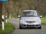 Ð¤Ð¾Ñ‚Ð¾Ð³Ñ€Ð°Ñ„Ð¸Ñ Ð°Ð²Ñ‚Ð¾Ð¼Ð¾Ð±Ð¸Ð»Ñ 2009 Mercedes-Benz A-class â„–041 Ð“Ð°Ð»ÐµÑ€ÐµÑ Ñ„Ð¾Ñ‚Ð¾Ð³Ñ€Ð°Ñ„Ð¸Ð¹ и обоев рабочего Ñтола Ñ Ð¸Ð·Ð¾Ð±Ñ€Ð°Ð¶ÐµÐ½Ð¸ÐµÐ¼ ÑкÑтерьера, интерьера, конÑтрукции и дизайнерÑких риÑунков Ð°Ð²Ñ‚Ð¾Ð¼Ð¾Ð±Ð¸Ð»Ñ 2009 Mercedes-Benz A-class.