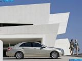 Ð¤Ð¾Ñ‚Ð¾Ð³Ñ€Ð°Ñ„Ð¸Ñ Ð°Ð²Ñ‚Ð¾Ð¼Ð¾Ð±Ð¸Ð»Ñ 2010 Mercedes-Benz E-class â„–075 Ð“Ð°Ð»ÐµÑ€ÐµÑ Ñ„Ð¾Ñ‚Ð¾Ð³Ñ€Ð°Ñ„Ð¸Ð¹ и обоев рабочего Ñтола Ñ Ð¸Ð·Ð¾Ð±Ñ€Ð°Ð¶ÐµÐ½Ð¸ÐµÐ¼ ÑкÑтерьера, интерьера, конÑтрукции и дизайнерÑких риÑунков Ð°Ð²Ñ‚Ð¾Ð¼Ð¾Ð±Ð¸Ð»Ñ 2010 Mercedes-Benz E-class.