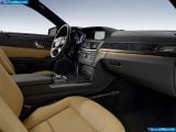 Ð¤Ð¾Ñ‚Ð¾Ð³Ñ€Ð°Ñ„Ð¸Ñ Ð°Ð²Ñ‚Ð¾Ð¼Ð¾Ð±Ð¸Ð»Ñ 2010 Mercedes-Benz E-class â„–140 Ð“Ð°Ð»ÐµÑ€ÐµÑ Ñ„Ð¾Ñ‚Ð¾Ð³Ñ€Ð°Ñ„Ð¸Ð¹ и обоев рабочего Ñтола Ñ Ð¸Ð·Ð¾Ð±Ñ€Ð°Ð¶ÐµÐ½Ð¸ÐµÐ¼ ÑкÑтерьера, интерьера, конÑтрукции и дизайнерÑких риÑунков Ð°Ð²Ñ‚Ð¾Ð¼Ð¾Ð±Ð¸Ð»Ñ 2010 Mercedes-Benz E-class.
