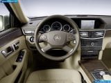Ð¤Ð¾Ñ‚Ð¾Ð³Ñ€Ð°Ñ„Ð¸Ñ Ð°Ð²Ñ‚Ð¾Ð¼Ð¾Ð±Ð¸Ð»Ñ 2010 Mercedes-Benz E-class â„–151 Ð“Ð°Ð»ÐµÑ€ÐµÑ Ñ„Ð¾Ñ‚Ð¾Ð³Ñ€Ð°Ñ„Ð¸Ð¹ и обоев рабочего Ñтола Ñ Ð¸Ð·Ð¾Ð±Ñ€Ð°Ð¶ÐµÐ½Ð¸ÐµÐ¼ ÑкÑтерьера, интерьера, конÑтрукции и дизайнерÑких риÑунков Ð°Ð²Ñ‚Ð¾Ð¼Ð¾Ð±Ð¸Ð»Ñ 2010 Mercedes-Benz E-class.