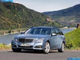 Ð¤Ð¾Ñ‚Ð¾Ð³Ñ€Ð°Ñ„Ð¸Ñ Ð°Ð²Ñ‚Ð¾Ð¼Ð¾Ð±Ð¸Ð»Ñ 2010 Mercedes-Benz E-class Estate â„–002 Ð“Ð°Ð»ÐµÑ€ÐµÑ Ñ„Ð¾Ñ‚Ð¾Ð³Ñ€Ð°Ñ„Ð¸Ð¹ и обоев рабочего Ñтола Ñ Ð¸Ð·Ð¾Ð±Ñ€Ð°Ð¶ÐµÐ½Ð¸ÐµÐ¼ ÑкÑтерьера, интерьера, конÑтрукции и дизайнерÑких риÑунков Ð°Ð²Ñ‚Ð¾Ð¼Ð¾Ð±Ð¸Ð»Ñ 2010 Mercedes-Benz E-class Estate.