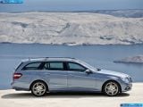 Ð¤Ð¾Ñ‚Ð¾Ð³Ñ€Ð°Ñ„Ð¸Ñ Ð°Ð²Ñ‚Ð¾Ð¼Ð¾Ð±Ð¸Ð»Ñ 2010 Mercedes-Benz E-class Estate â„–036 Ð“Ð°Ð»ÐµÑ€ÐµÑ Ñ„Ð¾Ñ‚Ð¾Ð³Ñ€Ð°Ñ„Ð¸Ð¹ и обоев рабочего Ñтола Ñ Ð¸Ð·Ð¾Ð±Ñ€Ð°Ð¶ÐµÐ½Ð¸ÐµÐ¼ ÑкÑтерьера, интерьера, конÑтрукции и дизайнерÑких риÑунков Ð°Ð²Ñ‚Ð¾Ð¼Ð¾Ð±Ð¸Ð»Ñ 2010 Mercedes-Benz E-class Estate.