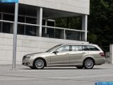 Ð¤Ð¾Ñ‚Ð¾Ð³Ñ€Ð°Ñ„Ð¸Ñ Ð°Ð²Ñ‚Ð¾Ð¼Ð¾Ð±Ð¸Ð»Ñ 2010 Mercedes-Benz E-class Estate â„–037 Ð“Ð°Ð»ÐµÑ€ÐµÑ Ñ„Ð¾Ñ‚Ð¾Ð³Ñ€Ð°Ñ„Ð¸Ð¹ и обоев рабочего Ñтола Ñ Ð¸Ð·Ð¾Ð±Ñ€Ð°Ð¶ÐµÐ½Ð¸ÐµÐ¼ ÑкÑтерьера, интерьера, конÑтрукции и дизайнерÑких риÑунков Ð°Ð²Ñ‚Ð¾Ð¼Ð¾Ð±Ð¸Ð»Ñ 2010 Mercedes-Benz E-class Estate.