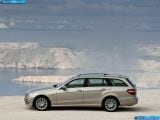 Ð¤Ð¾Ñ‚Ð¾Ð³Ñ€Ð°Ñ„Ð¸Ñ Ð°Ð²Ñ‚Ð¾Ð¼Ð¾Ð±Ð¸Ð»Ñ 2010 Mercedes-Benz E-class Estate â„–039 Ð“Ð°Ð»ÐµÑ€ÐµÑ Ñ„Ð¾Ñ‚Ð¾Ð³Ñ€Ð°Ñ„Ð¸Ð¹ и обоев рабочего Ñтола Ñ Ð¸Ð·Ð¾Ð±Ñ€Ð°Ð¶ÐµÐ½Ð¸ÐµÐ¼ ÑкÑтерьера, интерьера, конÑтрукции и дизайнерÑких риÑунков Ð°Ð²Ñ‚Ð¾Ð¼Ð¾Ð±Ð¸Ð»Ñ 2010 Mercedes-Benz E-class Estate.