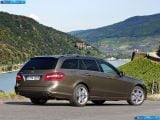 Ð¤Ð¾Ñ‚Ð¾Ð³Ñ€Ð°Ñ„Ð¸Ñ Ð°Ð²Ñ‚Ð¾Ð¼Ð¾Ð±Ð¸Ð»Ñ 2010 Mercedes-Benz E-class Estate â„–066 Ð“Ð°Ð»ÐµÑ€ÐµÑ Ñ„Ð¾Ñ‚Ð¾Ð³Ñ€Ð°Ñ„Ð¸Ð¹ и обоев рабочего Ñтола Ñ Ð¸Ð·Ð¾Ð±Ñ€Ð°Ð¶ÐµÐ½Ð¸ÐµÐ¼ ÑкÑтерьера, интерьера, конÑтрукции и дизайнерÑких риÑунков Ð°Ð²Ñ‚Ð¾Ð¼Ð¾Ð±Ð¸Ð»Ñ 2010 Mercedes-Benz E-class Estate.