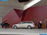 Ð¤Ð¾Ñ‚Ð¾Ð³Ñ€Ð°Ñ„Ð¸Ñ Ð°Ð²Ñ‚Ð¾Ð¼Ð¾Ð±Ð¸Ð»Ñ 2010 Mercedes-Benz E-class Estate â„–073 Ð“Ð°Ð»ÐµÑ€ÐµÑ Ñ„Ð¾Ñ‚Ð¾Ð³Ñ€Ð°Ñ„Ð¸Ð¹ и обоев рабочего Ñтола Ñ Ð¸Ð·Ð¾Ð±Ñ€Ð°Ð¶ÐµÐ½Ð¸ÐµÐ¼ ÑкÑтерьера, интерьера, конÑтрукции и дизайнерÑких риÑунков Ð°Ð²Ñ‚Ð¾Ð¼Ð¾Ð±Ð¸Ð»Ñ 2010 Mercedes-Benz E-class Estate.