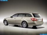 Ð¤Ð¾Ñ‚Ð¾Ð³Ñ€Ð°Ñ„Ð¸Ñ Ð°Ð²Ñ‚Ð¾Ð¼Ð¾Ð±Ð¸Ð»Ñ 2010 Mercedes-Benz E-class Estate â„–083 Ð“Ð°Ð»ÐµÑ€ÐµÑ Ñ„Ð¾Ñ‚Ð¾Ð³Ñ€Ð°Ñ„Ð¸Ð¹ и обоев рабочего Ñтола Ñ Ð¸Ð·Ð¾Ð±Ñ€Ð°Ð¶ÐµÐ½Ð¸ÐµÐ¼ ÑкÑтерьера, интерьера, конÑтрукции и дизайнерÑких риÑунков Ð°Ð²Ñ‚Ð¾Ð¼Ð¾Ð±Ð¸Ð»Ñ 2010 Mercedes-Benz E-class Estate.