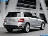 Ð“Ð°Ð»ÐµÑ€ÐµÑ Ñ„Ð¾Ñ‚Ð¾Ð³Ñ€Ð°Ñ„Ð¸Ð¹ Ð¸ Ð¾Ð±Ð¾ÐµÐ² Ñ€Ð°Ð±Ð¾Ñ‡ÐµÐ³Ð¾ ÑÑ‚Ð¾Ð»Ð° Ñ Ð¸Ð·Ð¾Ð±Ñ€Ð°Ð¶ÐµÐ½Ð¸ÐµÐ¼ ÑÐºÑÑ‚ÐµÑ€ÑŒÐµÑ€Ð°, Ð¸Ð½Ñ‚ÐµÑ€ÑŒÐµÑ€Ð°, ÐºÐ¾Ð½ÑÑ‚Ñ€ÑƒÐºÑ†Ð¸Ð¸ Ð¸ Ð´Ð¸Ð·Ð°Ð¹Ð½ÐµÑ€ÑÐºÐ¸Ñ… Ñ€Ð¸ÑÑƒÐ½ÐºÐ¾Ð² Ð°Ð²Ñ‚Ð¾Ð¼Ð¾Ð±Ð¸Ð»Ñ 2010 Mercedes-Benz Glk-class.
