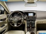 Ð¤Ð¾Ñ‚Ð¾Ð³Ñ€Ð°Ñ„Ð¸Ñ Ð°Ð²Ñ‚Ð¾Ð¼Ð¾Ð±Ð¸Ð»Ñ 2011 Mercedes-Benz E-class Cabriolet â„–138 Ð“Ð°Ð»ÐµÑ€ÐµÑ Ñ„Ð¾Ñ‚Ð¾Ð³Ñ€Ð°Ñ„Ð¸Ð¹ и обоев рабочего Ñтола Ñ Ð¸Ð·Ð¾Ð±Ñ€Ð°Ð¶ÐµÐ½Ð¸ÐµÐ¼ ÑкÑтерьера, интерьера, конÑтрукции и дизайнерÑких риÑунков Ð°Ð²Ñ‚Ð¾Ð¼Ð¾Ð±Ð¸Ð»Ñ 2011 Mercedes-Benz E-class Cabriolet.
