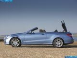 Ð¤Ð¾Ñ‚Ð¾Ð³Ñ€Ð°Ñ„Ð¸Ñ Ð°Ð²Ñ‚Ð¾Ð¼Ð¾Ð±Ð¸Ð»Ñ 2011 Mercedes-Benz E-class Cabriolet Uk Version â„–063 Ð“Ð°Ð»ÐµÑ€ÐµÑ Ñ„Ð¾Ñ‚Ð¾Ð³Ñ€Ð°Ñ„Ð¸Ð¹ и обоев рабочего Ñтола Ñ Ð¸Ð·Ð¾Ð±Ñ€Ð°Ð¶ÐµÐ½Ð¸ÐµÐ¼ ÑкÑтерьера, интерьера, конÑтрукции и дизайнерÑких риÑунков Ð°Ð²Ñ‚Ð¾Ð¼Ð¾Ð±Ð¸Ð»Ñ 2011 Mercedes-Benz E-class Cabriolet Uk Version.