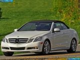 Ð¤Ð¾Ñ‚Ð¾Ð³Ñ€Ð°Ñ„Ð¸Ñ Ð°Ð²Ñ‚Ð¾Ð¼Ð¾Ð±Ð¸Ð»Ñ 2011 Mercedes-Benz E350 Cabriolet â„–032 Ð“Ð°Ð»ÐµÑ€ÐµÑ Ñ„Ð¾Ñ‚Ð¾Ð³Ñ€Ð°Ñ„Ð¸Ð¹ и обоев рабочего Ñтола Ñ Ð¸Ð·Ð¾Ð±Ñ€Ð°Ð¶ÐµÐ½Ð¸ÐµÐ¼ ÑкÑтерьера, интерьера, конÑтрукции и дизайнерÑких риÑунков Ð°Ð²Ñ‚Ð¾Ð¼Ð¾Ð±Ð¸Ð»Ñ 2011 Mercedes-Benz E350 Cabriolet.