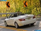 Ð¤Ð¾Ñ‚Ð¾Ð³Ñ€Ð°Ñ„Ð¸Ñ Ð°Ð²Ñ‚Ð¾Ð¼Ð¾Ð±Ð¸Ð»Ñ 2011 Mercedes-Benz E350 Cabriolet â„–039 Ð“Ð°Ð»ÐµÑ€ÐµÑ Ñ„Ð¾Ñ‚Ð¾Ð³Ñ€Ð°Ñ„Ð¸Ð¹ и обоев рабочего Ñтола Ñ Ð¸Ð·Ð¾Ð±Ñ€Ð°Ð¶ÐµÐ½Ð¸ÐµÐ¼ ÑкÑтерьера, интерьера, конÑтрукции и дизайнерÑких риÑунков Ð°Ð²Ñ‚Ð¾Ð¼Ð¾Ð±Ð¸Ð»Ñ 2011 Mercedes-Benz E350 Cabriolet.