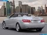 Ð¤Ð¾Ñ‚Ð¾Ð³Ñ€Ð°Ñ„Ð¸Ñ Ð°Ð²Ñ‚Ð¾Ð¼Ð¾Ð±Ð¸Ð»Ñ 2011 Mercedes-Benz E350 Cabriolet â„–040 Ð“Ð°Ð»ÐµÑ€ÐµÑ Ñ„Ð¾Ñ‚Ð¾Ð³Ñ€Ð°Ñ„Ð¸Ð¹ и обоев рабочего Ñтола Ñ Ð¸Ð·Ð¾Ð±Ñ€Ð°Ð¶ÐµÐ½Ð¸ÐµÐ¼ ÑкÑтерьера, интерьера, конÑтрукции и дизайнерÑких риÑунков Ð°Ð²Ñ‚Ð¾Ð¼Ð¾Ð±Ð¸Ð»Ñ 2011 Mercedes-Benz E350 Cabriolet.