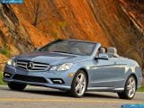 Ð¤Ð¾Ñ‚Ð¾Ð³Ñ€Ð°Ñ„Ð¸Ñ Ð°Ð²Ñ‚Ð¾Ð¼Ð¾Ð±Ð¸Ð»Ñ 2011 Mercedes-Benz E550 Cabriolet â„–023 Ð“Ð°Ð»ÐµÑ€ÐµÑ Ñ„Ð¾Ñ‚Ð¾Ð³Ñ€Ð°Ñ„Ð¸Ð¹ и обоев рабочего Ñтола Ñ Ð¸Ð·Ð¾Ð±Ñ€Ð°Ð¶ÐµÐ½Ð¸ÐµÐ¼ ÑкÑтерьера, интерьера, конÑтрукции и дизайнерÑких риÑунков Ð°Ð²Ñ‚Ð¾Ð¼Ð¾Ð±Ð¸Ð»Ñ 2011 Mercedes-Benz E550 Cabriolet.
