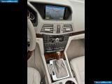 Ð¤Ð¾Ñ‚Ð¾Ð³Ñ€Ð°Ñ„Ð¸Ñ Ð°Ð²Ñ‚Ð¾Ð¼Ð¾Ð±Ð¸Ð»Ñ 2011 Mercedes-Benz E550 Cabriolet â„–059 Ð“Ð°Ð»ÐµÑ€ÐµÑ Ñ„Ð¾Ñ‚Ð¾Ð³Ñ€Ð°Ñ„Ð¸Ð¹ и обоев рабочего Ñтола Ñ Ð¸Ð·Ð¾Ð±Ñ€Ð°Ð¶ÐµÐ½Ð¸ÐµÐ¼ ÑкÑтерьера, интерьера, конÑтрукции и дизайнерÑких риÑунков Ð°Ð²Ñ‚Ð¾Ð¼Ð¾Ð±Ð¸Ð»Ñ 2011 Mercedes-Benz E550 Cabriolet.