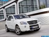 Ð¤Ð¾Ñ‚Ð¾Ð³Ñ€Ð°Ñ„Ð¸Ñ Ð°Ð²Ñ‚Ð¾Ð¼Ð¾Ð±Ð¸Ð»Ñ 2011 Mercedes-Benz Ml 63 Amg â„–002 Ð“Ð°Ð»ÐµÑ€ÐµÑ Ñ„Ð¾Ñ‚Ð¾Ð³Ñ€Ð°Ñ„Ð¸Ð¹ и обоев рабочего Ñтола Ñ Ð¸Ð·Ð¾Ð±Ñ€Ð°Ð¶ÐµÐ½Ð¸ÐµÐ¼ ÑкÑтерьера, интерьера, конÑтрукции и дизайнерÑких риÑунков Ð°Ð²Ñ‚Ð¾Ð¼Ð¾Ð±Ð¸Ð»Ñ 2011 Mercedes-Benz Ml 63 Amg.