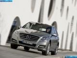 Ð¤Ð¾Ñ‚Ð¾Ð³Ñ€Ð°Ñ„Ð¸Ñ Ð°Ð²Ñ‚Ð¾Ð¼Ð¾Ð±Ð¸Ð»Ñ 2011 Mercedes-Benz R-class â„–018 Ð“Ð°Ð»ÐµÑ€ÐµÑ Ñ„Ð¾Ñ‚Ð¾Ð³Ñ€Ð°Ñ„Ð¸Ð¹ и обоев рабочего Ñтола Ñ Ð¸Ð·Ð¾Ð±Ñ€Ð°Ð¶ÐµÐ½Ð¸ÐµÐ¼ ÑкÑтерьера, интерьера, конÑтрукции и дизайнерÑких риÑунков Ð°Ð²Ñ‚Ð¾Ð¼Ð¾Ð±Ð¸Ð»Ñ 2011 Mercedes-Benz R-class.