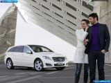 Ð¤Ð¾Ñ‚Ð¾Ð³Ñ€Ð°Ñ„Ð¸Ñ Ð°Ð²Ñ‚Ð¾Ð¼Ð¾Ð±Ð¸Ð»Ñ 2011 Mercedes-Benz R-class â„–020 Ð“Ð°Ð»ÐµÑ€ÐµÑ Ñ„Ð¾Ñ‚Ð¾Ð³Ñ€Ð°Ñ„Ð¸Ð¹ и обоев рабочего Ñтола Ñ Ð¸Ð·Ð¾Ð±Ñ€Ð°Ð¶ÐµÐ½Ð¸ÐµÐ¼ ÑкÑтерьера, интерьера, конÑтрукции и дизайнерÑких риÑунков Ð°Ð²Ñ‚Ð¾Ð¼Ð¾Ð±Ð¸Ð»Ñ 2011 Mercedes-Benz R-class.