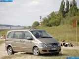 Ð¤Ð¾Ñ‚Ð¾Ð³Ñ€Ð°Ñ„Ð¸Ñ Ð°Ð²Ñ‚Ð¾Ð¼Ð¾Ð±Ð¸Ð»Ñ 2011 Mercedes-Benz Viano â„–025 Ð“Ð°Ð»ÐµÑ€ÐµÑ Ñ„Ð¾Ñ‚Ð¾Ð³Ñ€Ð°Ñ„Ð¸Ð¹ и обоев рабочего Ñтола Ñ Ð¸Ð·Ð¾Ð±Ñ€Ð°Ð¶ÐµÐ½Ð¸ÐµÐ¼ ÑкÑтерьера, интерьера, конÑтрукции и дизайнерÑких риÑунков Ð°Ð²Ñ‚Ð¾Ð¼Ð¾Ð±Ð¸Ð»Ñ 2011 Mercedes-Benz Viano.
