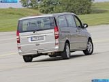 Ð¤Ð¾Ñ‚Ð¾Ð³Ñ€Ð°Ñ„Ð¸Ñ Ð°Ð²Ñ‚Ð¾Ð¼Ð¾Ð±Ð¸Ð»Ñ 2011 Mercedes-Benz Viano â„–057 Ð“Ð°Ð»ÐµÑ€ÐµÑ Ñ„Ð¾Ñ‚Ð¾Ð³Ñ€Ð°Ñ„Ð¸Ð¹ и обоев рабочего Ñтола Ñ Ð¸Ð·Ð¾Ð±Ñ€Ð°Ð¶ÐµÐ½Ð¸ÐµÐ¼ ÑкÑтерьера, интерьера, конÑтрукции и дизайнерÑких риÑунков Ð°Ð²Ñ‚Ð¾Ð¼Ð¾Ð±Ð¸Ð»Ñ 2011 Mercedes-Benz Viano.