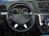 Ð¤Ð¾Ñ‚Ð¾Ð³Ñ€Ð°Ñ„Ð¸Ñ Ð°Ð²Ñ‚Ð¾Ð¼Ð¾Ð±Ð¸Ð»Ñ 2011 Mercedes-Benz Viano â„–112 Ð“Ð°Ð»ÐµÑ€ÐµÑ Ñ„Ð¾Ñ‚Ð¾Ð³Ñ€Ð°Ñ„Ð¸Ð¹ и обоев рабочего Ñтола Ñ Ð¸Ð·Ð¾Ð±Ñ€Ð°Ð¶ÐµÐ½Ð¸ÐµÐ¼ ÑкÑтерьера, интерьера, конÑтрукции и дизайнерÑких риÑунков Ð°Ð²Ñ‚Ð¾Ð¼Ð¾Ð±Ð¸Ð»Ñ 2011 Mercedes-Benz Viano.