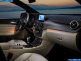Ð¤Ð¾Ñ‚Ð¾Ð³Ñ€Ð°Ñ„Ð¸Ñ Ð°Ð²Ñ‚Ð¾Ð¼Ð¾Ð±Ð¸Ð»Ñ 2012 Mercedes-Benz B-class â„–101 Ð“Ð°Ð»ÐµÑ€ÐµÑ Ñ„Ð¾Ñ‚Ð¾Ð³Ñ€Ð°Ñ„Ð¸Ð¹ и обоев рабочего Ñтола Ñ Ð¸Ð·Ð¾Ð±Ñ€Ð°Ð¶ÐµÐ½Ð¸ÐµÐ¼ ÑкÑтерьера, интерьера, конÑтрукции и дизайнерÑких риÑунков Ð°Ð²Ñ‚Ð¾Ð¼Ð¾Ð±Ð¸Ð»Ñ 2012 Mercedes-Benz B-class.