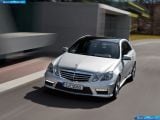 Ð¤Ð¾Ñ‚Ð¾Ð³Ñ€Ð°Ñ„Ð¸Ñ Ð°Ð²Ñ‚Ð¾Ð¼Ð¾Ð±Ð¸Ð»Ñ 2012 Mercedes-Benz E63 Amg â„–003 Ð“Ð°Ð»ÐµÑ€ÐµÑ Ñ„Ð¾Ñ‚Ð¾Ð³Ñ€Ð°Ñ„Ð¸Ð¹ и обоев рабочего Ñтола Ñ Ð¸Ð·Ð¾Ð±Ñ€Ð°Ð¶ÐµÐ½Ð¸ÐµÐ¼ ÑкÑтерьера, интерьера, конÑтрукции и дизайнерÑких риÑунков Ð°Ð²Ñ‚Ð¾Ð¼Ð¾Ð±Ð¸Ð»Ñ 2012 Mercedes-Benz E63 Amg.