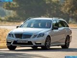 Ð¤Ð¾Ñ‚Ð¾Ð³Ñ€Ð°Ñ„Ð¸Ñ Ð°Ð²Ñ‚Ð¾Ð¼Ð¾Ð±Ð¸Ð»Ñ 2012 Mercedes-Benz E63 Amg Wagon â„–002 Ð“Ð°Ð»ÐµÑ€ÐµÑ Ñ„Ð¾Ñ‚Ð¾Ð³Ñ€Ð°Ñ„Ð¸Ð¹ и обоев рабочего Ñтола Ñ Ð¸Ð·Ð¾Ð±Ñ€Ð°Ð¶ÐµÐ½Ð¸ÐµÐ¼ ÑкÑтерьера, интерьера, конÑтрукции и дизайнерÑких риÑунков Ð°Ð²Ñ‚Ð¾Ð¼Ð¾Ð±Ð¸Ð»Ñ 2012 Mercedes-Benz E63 Amg Wagon.