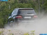 Ð¤Ð¾Ñ‚Ð¾Ð³Ñ€Ð°Ñ„Ð¸Ñ Ð°Ð²Ñ‚Ð¾Ð¼Ð¾Ð±Ð¸Ð»Ñ 2012 Mercedes-Benz M-class â„–132 Ð“Ð°Ð»ÐµÑ€ÐµÑ Ñ„Ð¾Ñ‚Ð¾Ð³Ñ€Ð°Ñ„Ð¸Ð¹ и обоев рабочего Ñтола Ñ Ð¸Ð·Ð¾Ð±Ñ€Ð°Ð¶ÐµÐ½Ð¸ÐµÐ¼ ÑкÑтерьера, интерьера, конÑтрукции и дизайнерÑких риÑунков Ð°Ð²Ñ‚Ð¾Ð¼Ð¾Ð±Ð¸Ð»Ñ 2012 Mercedes-Benz M-class.